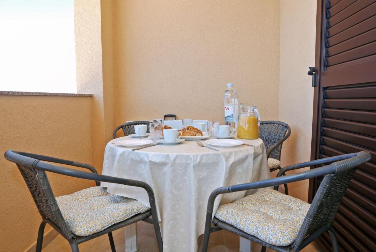 Apartmani Cili Miletici Buitenkant foto